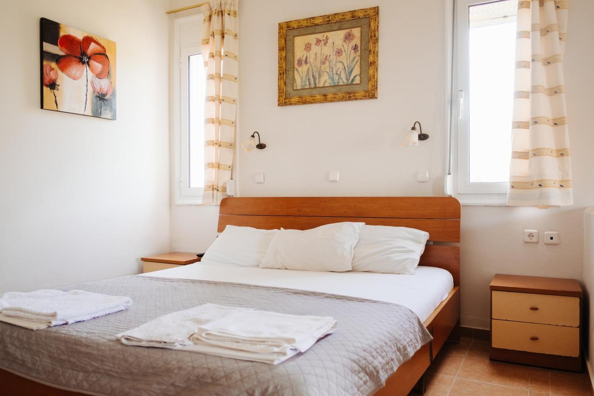 Finikas Apartments Plakiász Kültér fotó