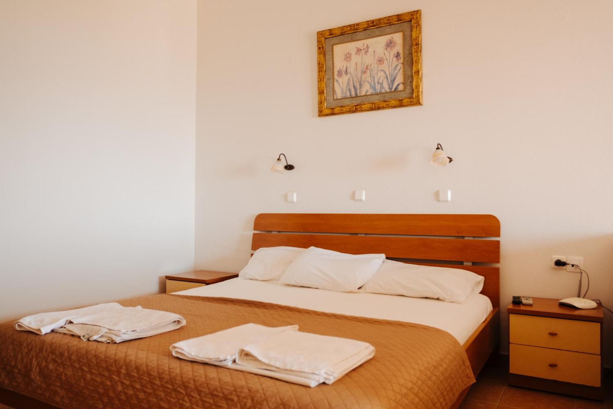 Finikas Apartments Plakiász Kültér fotó